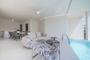 Pool villa with slide karaoke kitchen
