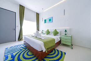 Pool villa with slide karaoke kitchen