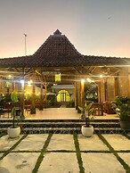 Pinnara Borobudur  Private 2 BR Villa