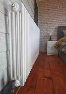 Paulton - Sleeps 2 - Petfriendly - Hottub - Garden