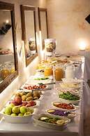 Milat Cave Hotel