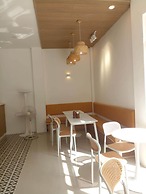 beehive elnido tourist inn