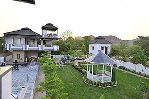 Popli Paradise Resort