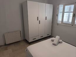 Stylish villa avec parking et piscine