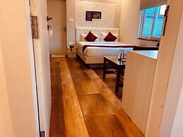 Hotel Chariot Inn