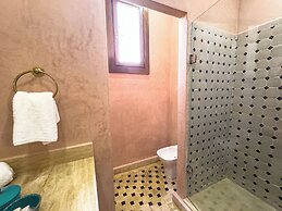 Riad Tonaroz