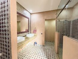 Riad Tonaroz