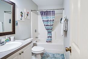 Walk to Ocean: Condo w/ Balcony in Myrtle Beach!