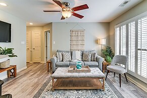 Walk to Ocean: Condo w/ Balcony in Myrtle Beach!
