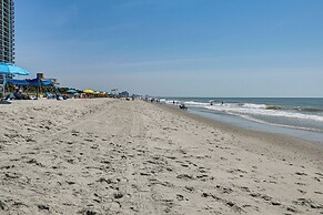 Walk to Ocean: Condo w/ Balcony in Myrtle Beach!