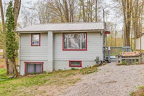Walk to Gray Lake: Pet-friendly Cottage