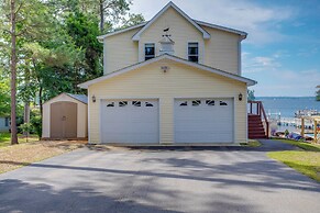 Deck & Views: Lake Murray Escape in Chapin!