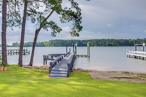 Deck & Views: Lake Murray Escape in Chapin!