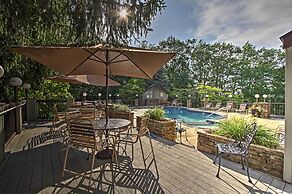 Hike, Swim & Explore: Mtn-view Condo in Gatlinburg
