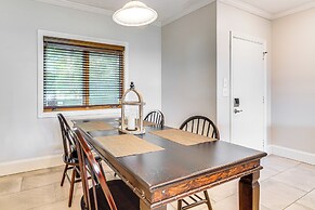 Hike, Swim & Explore: Mtn-view Condo in Gatlinburg