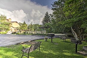 Hike, Swim & Explore: Mtn-view Condo in Gatlinburg