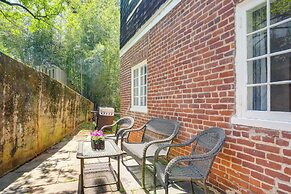 1 Mi to Downtown Lynchburg: Cozy Apt w/ Pool