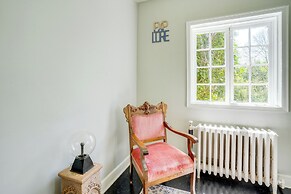 1 Mi to Downtown Lynchburg: Cozy Apt w/ Pool