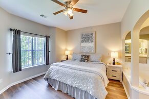 4 Mi to Branson Landing: Resort Condo w/ Balcony