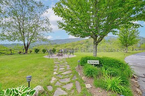 Mountain Condo 2 Mi to Dtwn Banner Elk w/ Views!