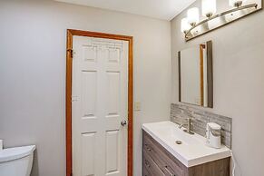 Private Yard & Grill: Quiet Getaway Near Albany!
