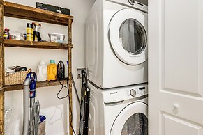 Cottage 3 Mi to Dry Falls: Bring Your Pup!