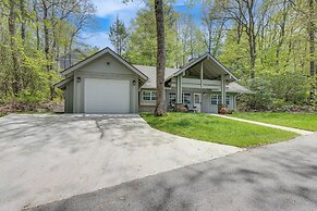 Cottage 3 Mi to Dry Falls: Bring Your Pup!