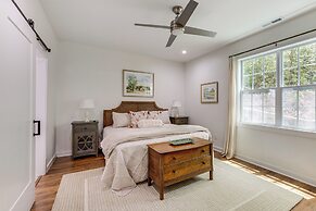 Cottage 3 Mi to Dry Falls: Bring Your Pup!