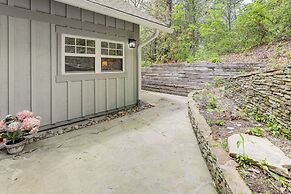 Cottage 3 Mi to Dry Falls: Bring Your Pup!