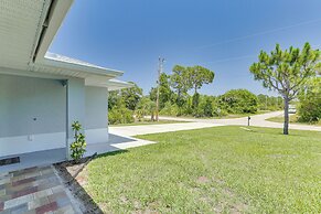 8 Mi to Manatee Park: Cozy Getaway in Lehigh Acres