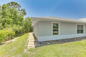 8 Mi to Manatee Park: Cozy Getaway in Lehigh Acres