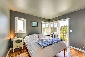 1 Mi to Black Sands Beach: Dreamy Coastal Cottage