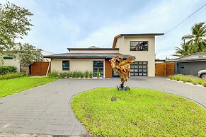 4 Mi to Beach: Chic Condo in Heart of Wilton Drive