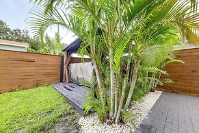 4 Mi to Beach: Chic Condo in Heart of Wilton Drive