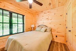 5 Mi to Mammoth Cave: Peaceful Retreat w/ Fire Pit