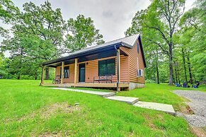 5 Mi to Mammoth Cave: Peaceful Retreat w/ Fire Pit