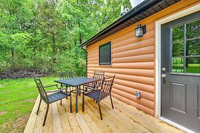 5 Mi to Mammoth Cave: Peaceful Retreat w/ Fire Pit