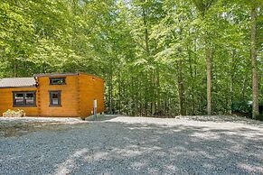 1 Mi to Dale Hollow Lake: Rustic Cabin w/ Deck