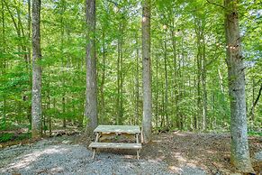 1 Mi to Dale Hollow Lake: Rustic Cabin w/ Deck