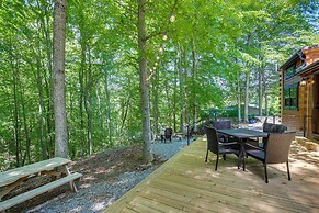 1 Mi to Dale Hollow Lake: Rustic Cabin w/ Deck