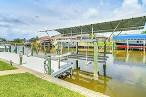 Outdoor Kitchen, Bar & Dock: Port Charlotte Home