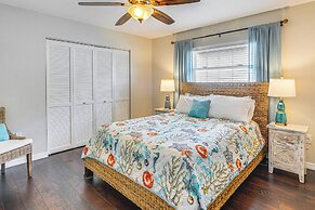 Outdoor Kitchen, Bar & Dock: Port Charlotte Home