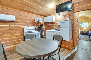 Cabin 2 Mi to White River: Great for Anglers!