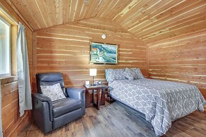 Cabin 2 Mi to White River: Great for Anglers!