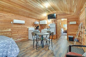 Cabin 2 Mi to White River: Great for Anglers!