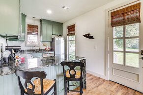 2 Mi to L'auberge Casino: Home w/ Large Yard!