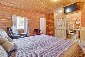 Half-mi to Bull Shoals Lake Access: Angler's Cabin