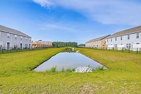 3 Mi to Shore: Family Townhome in Surfside Beach