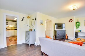 Walk to St Lawrence River: Clayton Apt w/ Porch!