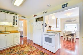 Walk to St Lawrence River: Clayton Apt w/ Porch!